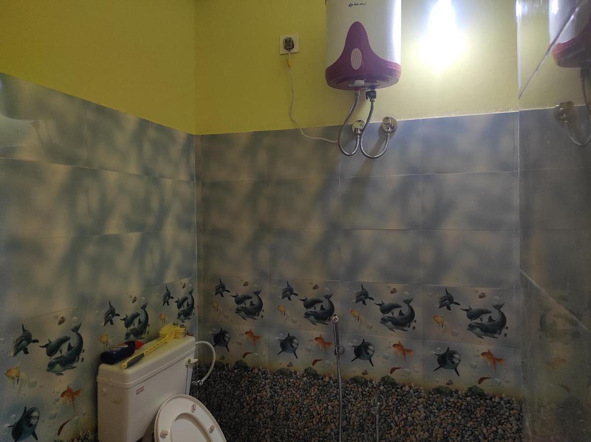 Hotel Sk Lodge Near Guwahati Airport 외부 사진