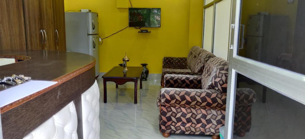 Hotel Sk Lodge Near Guwahati Airport 외부 사진